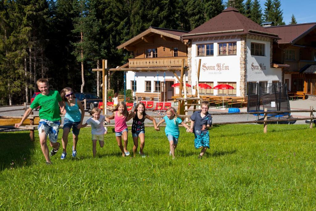 Sonnalm Hotel Altenmarkt im Pongau Luaran gambar