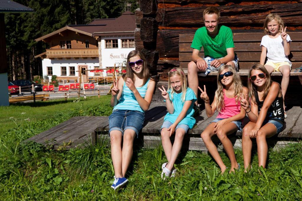 Sonnalm Hotel Altenmarkt im Pongau Luaran gambar